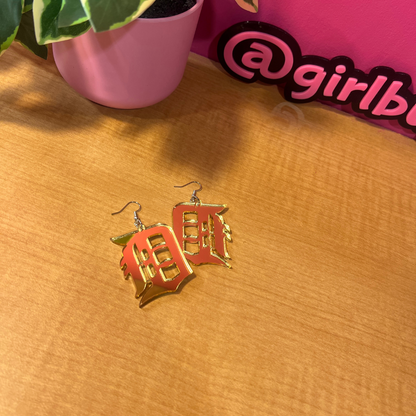 Detroit “D” Mirrored Gold Acrylic Earrings – Luxe City Statement